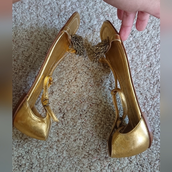 Sigerson Morrison luxury golden sandal with beaded Embellished details size 5.5 - Picture 8 of 13